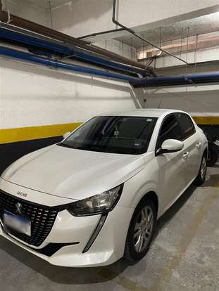 PEUGEOT-208-2021