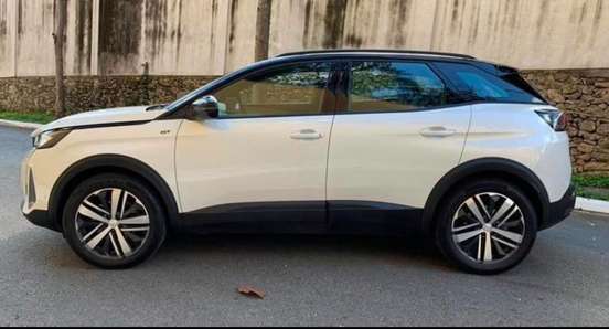 PEUGEOT-3008-2022