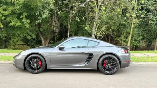 PORSCHE-718-2018