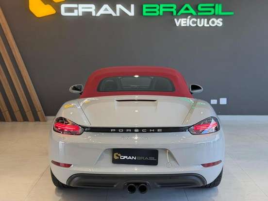 PORSCHE-718-2024