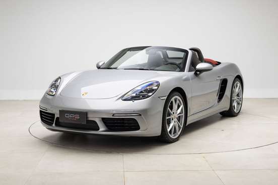 PORSCHE-718-2024