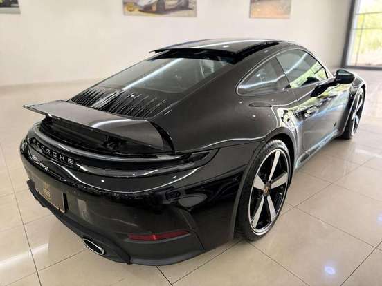 PORSCHE-911-2025