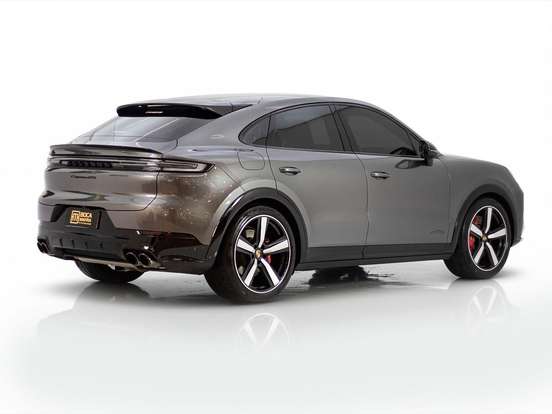 PORSCHE-CAYENNE-2025