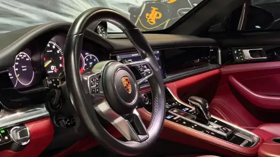 PORSCHE-PANAMERA-2019