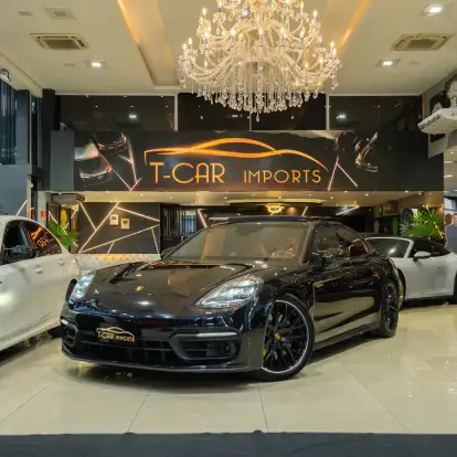 PORSCHE-PANAMERA-2023