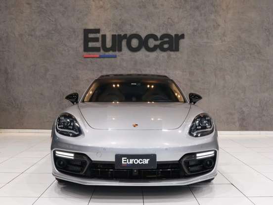 PORSCHE-PANAMERA-2022