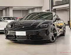 PORSCHE TAYCAN TURBO ELÉTRICO PORSCHE TAYCAN TURBO ELÉTRICO
