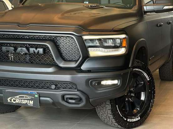 RAM-1500-5.7 V8 GASOLINA REBEL CD 4X4 AUTOMÁTICO RAM-1500-2022