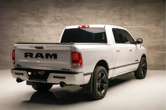 RAM-CLASSIC-5.7 V8 GASOLINA LARAMIE CD 4X4 AUTOMÁTICO RAM-CLASSIC-2022