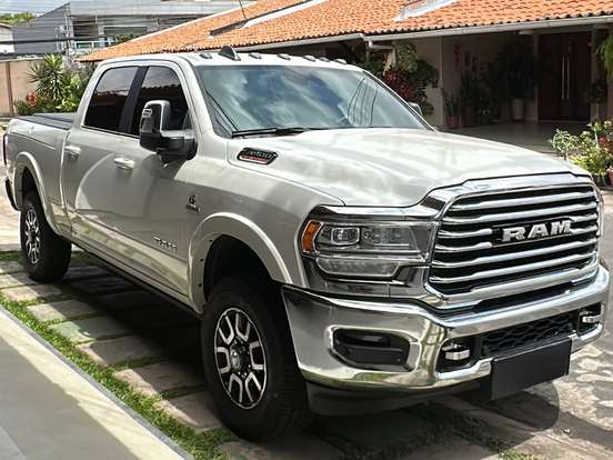 RAM-3500-6.7 I6 TURBO DIESEL LIMITED LONGHORN CD 4X4 AUTOMÁTICO RAM-3500-2023