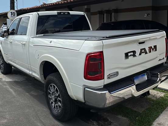 RAM-3500-6.7 I6 TURBO DIESEL LIMITED LONGHORN CD 4X4 AUTOMÁTICO RAM-3500-2023