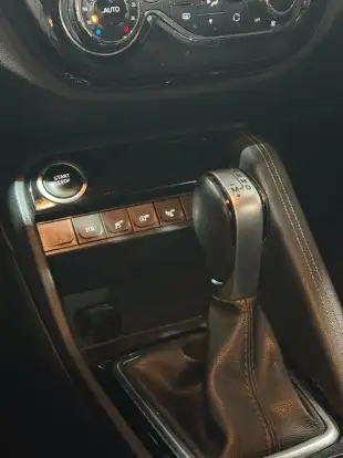 RENAULT-CAPTUR-2021