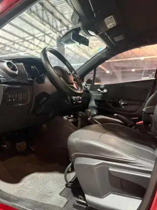 RENAULT-CAPTUR-2021