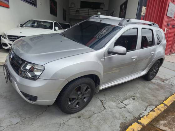 RENAULT DUSTER 2.0 DYNAMIQUE 4X2 16V FLEX 4P AUTOMÁTICO