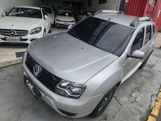 RENAULT-DUSTER-2016