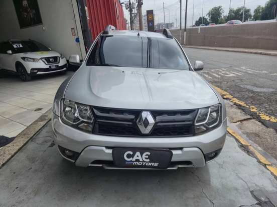RENAULT-DUSTER-2016