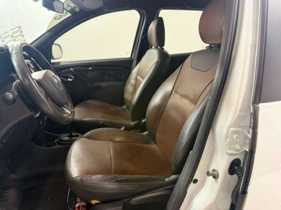 RENAULT-DUSTER-2015