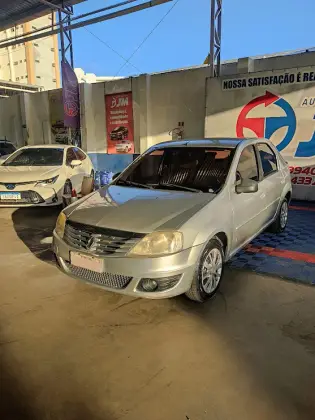 RENAULT LOGAN 1.0 EXPRESSION 16V FLEX 4P MANUAL RENAULT LOGAN 1.0 EXPRESSION 16V FLEX 4P MANUAL