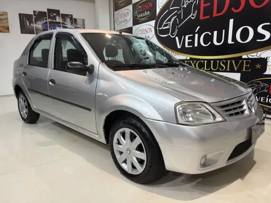 RENAULT LOGAN 1.6 EXPRESSION 8V FLEX 4P MANUAL RENAULT LOGAN 1.6 EXPRESSION 8V FLEX 4P MANUAL