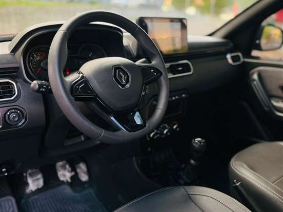 RENAULT-OROCH-2024