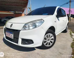 RENAULT SANDERO 1.0 AUTHENTIQUE 16V FLEX 4P MANUAL RENAULT SANDERO 1.0 AUTHENTIQUE 16V FLEX 4P MANUAL