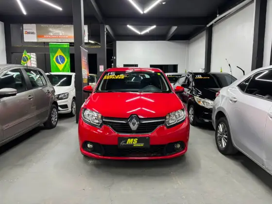 RENAULT SANDERO 1.0 EXPRESSION 16V FLEX 4P MANUAL RENAULT SANDERO 1.0 EXPRESSION 16V FLEX 4P MANUAL