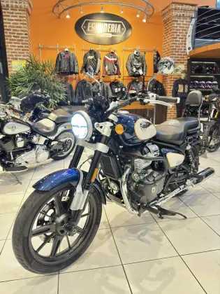 ROYAL ENFIELD METEOR 650 INTERSTELLAR ROYAL ENFIELD METEOR 650 INTERSTELLAR