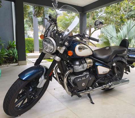 ROYAL ENFIELD-METEOR 650 CELESTIAL-2025