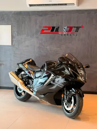 SUZUKI HAYABUSA GSX1300RRQ SUZUKI HAYABUSA GSX1300RRQ