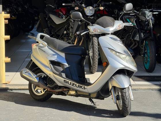 SUZUKI AN125 BURGMAN 