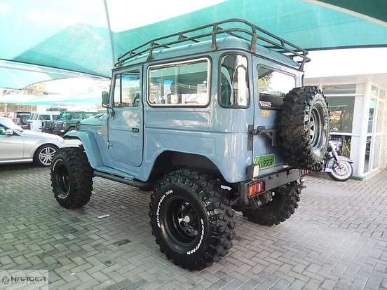 TOYOTA-BANDEIRANTE-3.7 BJ50LV 4X4 TETO RIGIDO DIESEL 2P MANUAL TOYOTA-BANDEIRANTE-1989