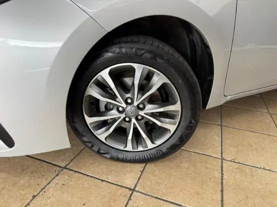 TOYOTA-COROLLA-2019