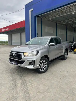 TOYOTA HILUX 2.7 SR 4X2 CD 16V FLEX 4P AUTOMÁTICO