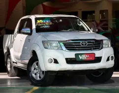 TOYOTA HILUX 2.7 SRV 4X2 CD 16V FLEX 4P AUTOMÁTICO TOYOTA HILUX 2.7 SRV 4X2 CD 16V FLEX 4P AUTOMÁTICO