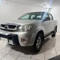 TOYOTA HILUX 2.7 SR 4X2 CD 16V GASOLINA 4P AUTOMÁTICO TOYOTA HILUX 2.7 SR 4X2 CD 16V GASOLINA 4P AUTOMÁTICO
