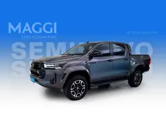 TOYOTA HILUX 2.8 D-4D TURBO DIESEL CD SRX PLUS 4X4 AUTOMÁTICO TOYOTA HILUX 2.8 D-4D TURBO DIESEL CD SRX PLUS 4X4 AUTOMÁTICO