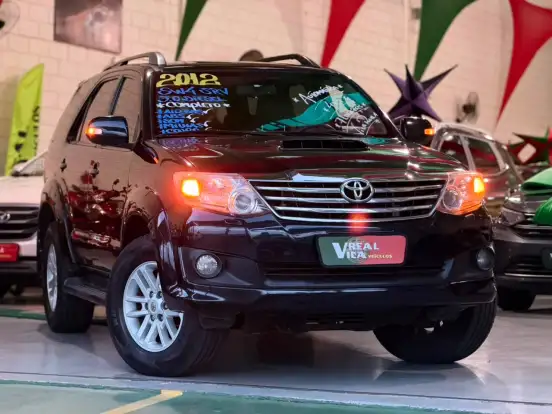 TOYOTA-HILUX SW4-2012