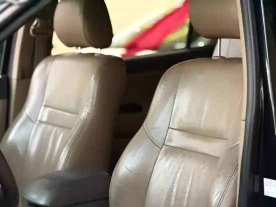 TOYOTA-HILUX SW4-2012