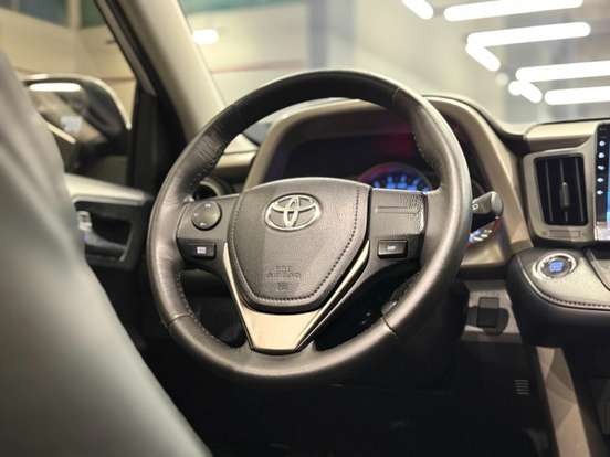 TOYOTA-RAV4-2.5 4X4 16V GASOLINA 4P AUTOMÁTICO TOYOTA-RAV4-2014