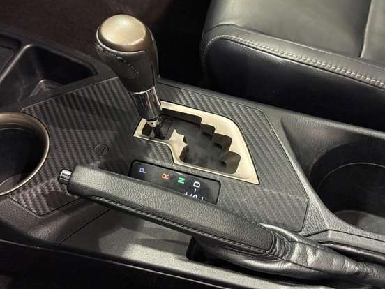 TOYOTA-RAV4-2014
