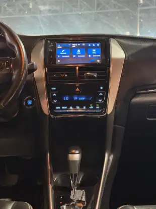 TOYOTA-YARIS-2018