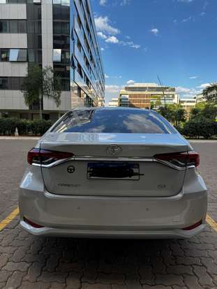 TOYOTA-COROLLA-2023