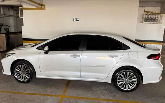 TOYOTA-COROLLA-2024