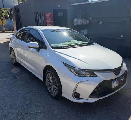 TOYOTA-COROLLA-2024