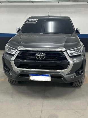 TOYOTA-HILUX-2.8 D-4D TURBO DIESEL CD SRX 4X4 AUTOMÁTICO TOYOTA-HILUX-2022