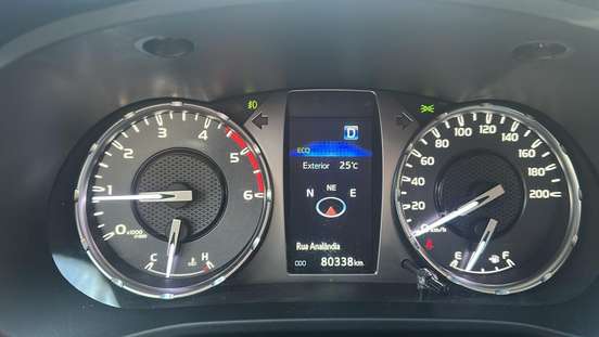 TOYOTA-HILUX-2.8 D-4D TURBO DIESEL CD SRX 4X4 AUTOMÁTICO TOYOTA-HILUX-2022