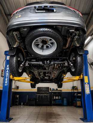 TOYOTA-HILUX SW4-2.8 SRX 4X4 7 LUGARES 16V TURBO INTERCOOLER DIESEL 4P AUTOMÁTICO TOYOTA-HILUX SW4-2018