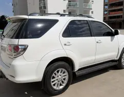 TOYOTA HILUX SW4 3.0 SRV 4X4 7 LUGARES 16V TURBO INTERCOOLER DIESEL 4P AUTOMÁTICO TOYOTA HILUX SW4 3.0 SRV 4X4 7 LUGARES 16V TURBO INTERCOOLER DIESEL 4P AUTOMÁTICO