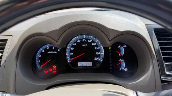TOYOTA-HILUX SW4-2012
