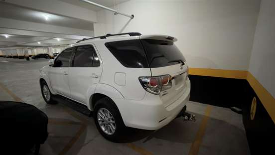 TOYOTA-HILUX SW4-2012
